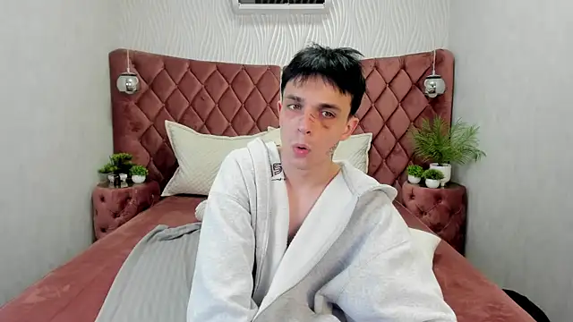 Živý XXX chat ClarkBev