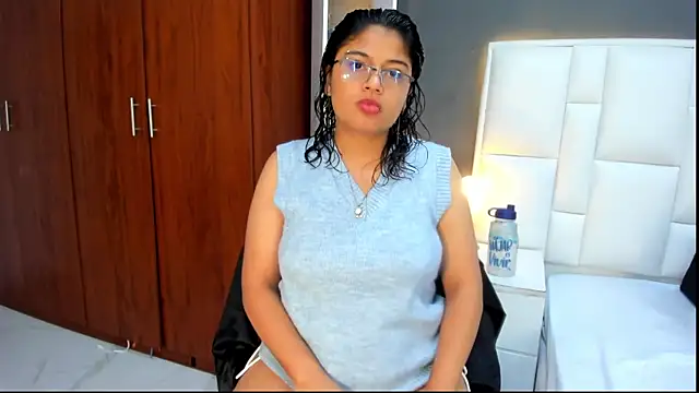 yeral2017 লাইভ XXX চ্যাট