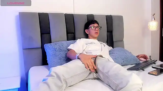 Adrien_silex Webcamshow