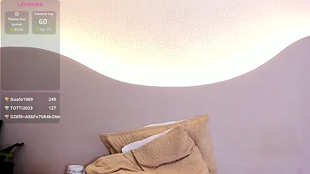 ainaah_ 现场XXX聊天