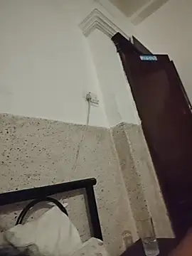 NakedMILFx live XXX chat