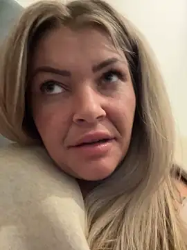 GabyHofstede webcam show