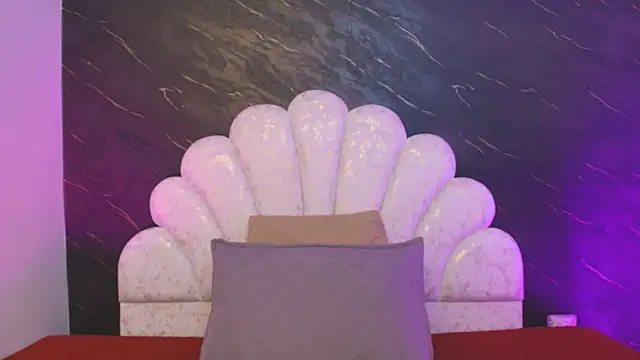 Chat XXX en directo de _MiaBrown_