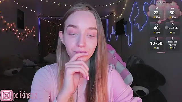 MoonDust's Live XXX Chat