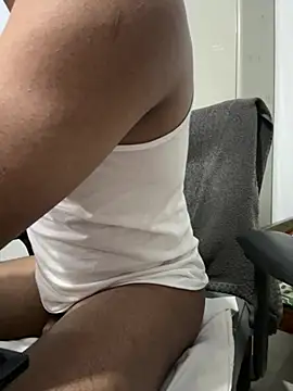 Vineeth3906 webkamerás műsora