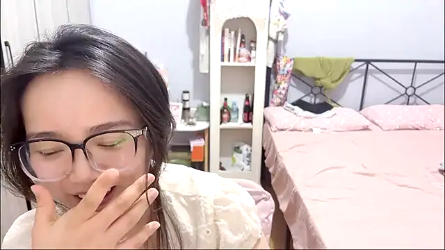 Hmm_0303: онлайн-секс-чат