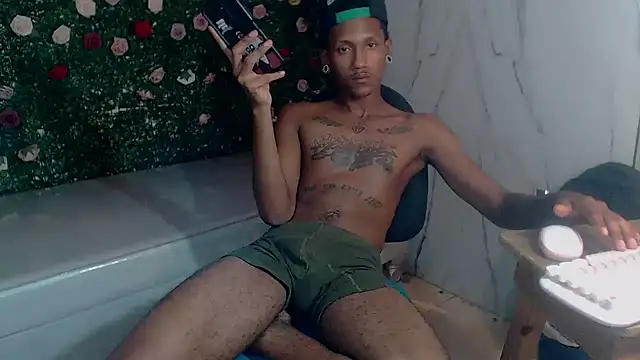 ManSant Live XXX-Chat