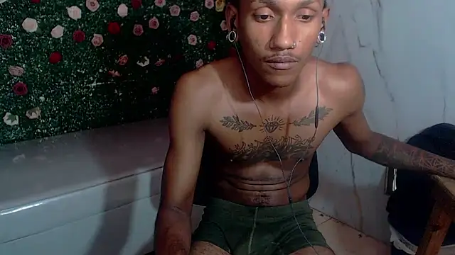 ManSant Chat XXX live