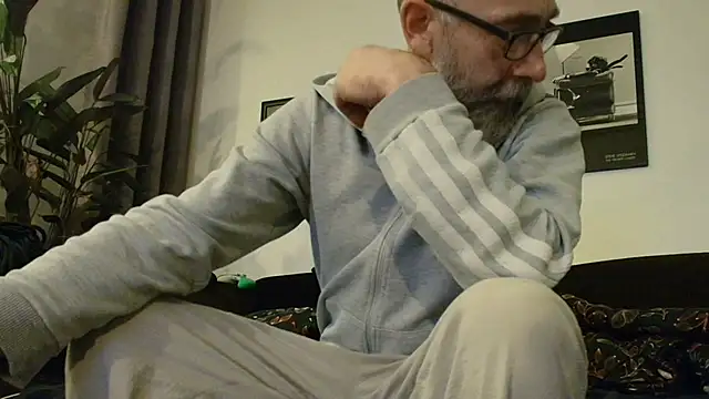 Kingsscepter Pertunjukan Webcam