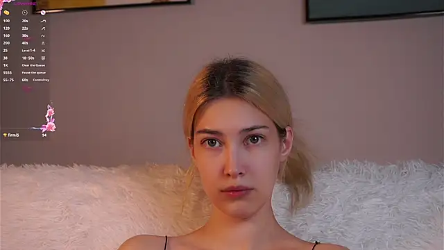 AngelicRice Adlı Modelin Canlı XXX Sohbeti