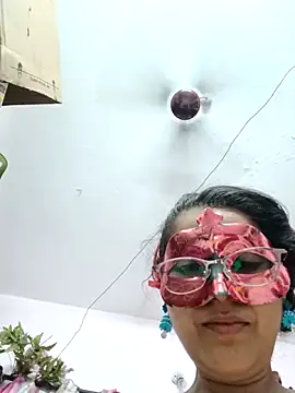 thanusi_2 Pertunjukan Webcam