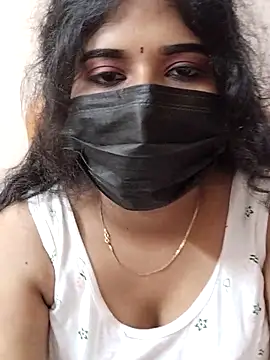 Sunitha28's Live XXX Chat