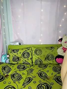 kloe-Dubois live XXX chat