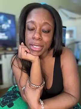 Sembang XXX Secara Langsung TikaMoon