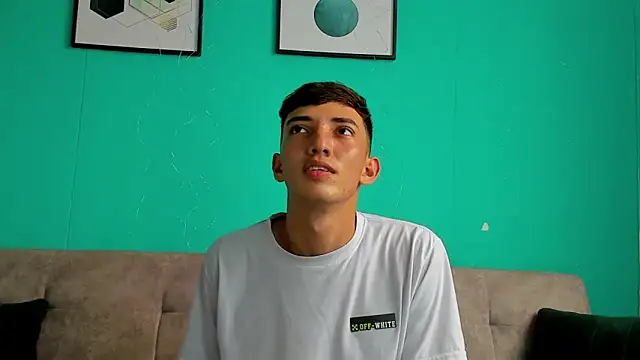 Maikol_Ortiz 在線直播表演