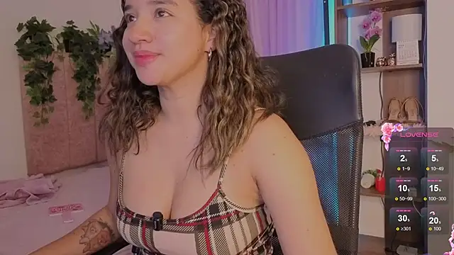 دردشة emilyrouxe الجنسية المباشرة