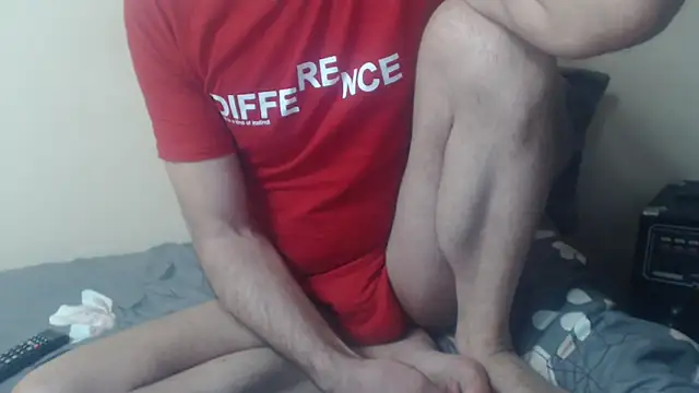 yvesstorm1 Show in webcam