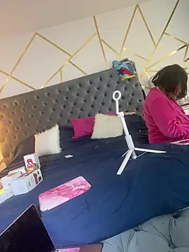 Show Webcam de MakeMeCumAsia