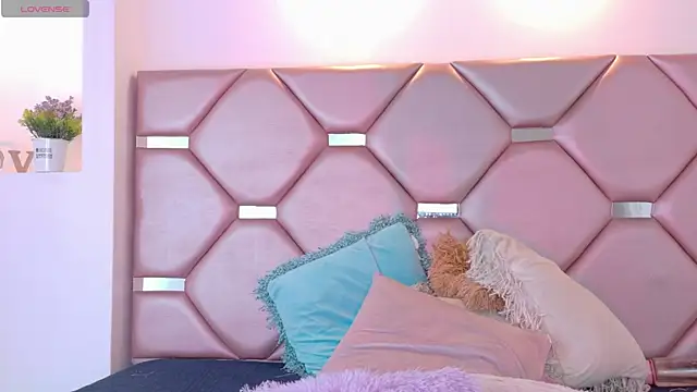 miiaa_collins_ Chat XXX in diretta