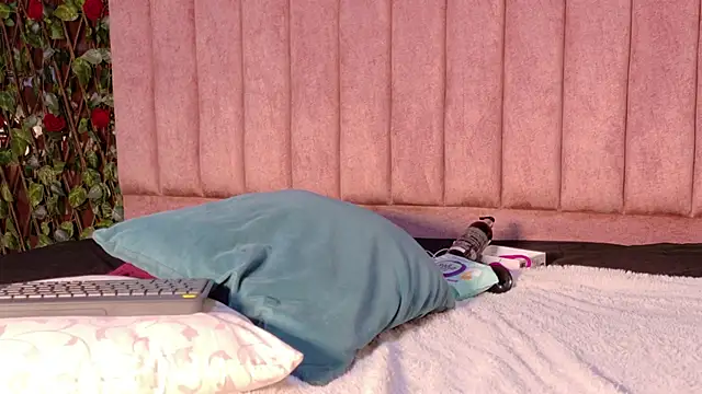 MiaJanss Live XXX-Chat