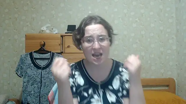 XXX chat uživo modela Smart_Rose