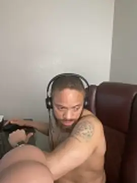 Fathero1time webkamerás műsora