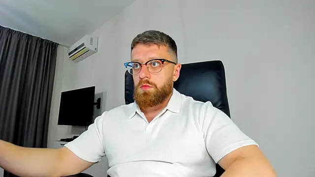 Webkamerová show Findom_guy