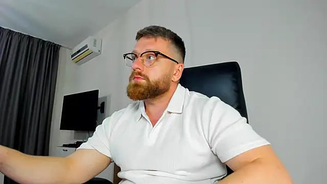 Онлайн чат XXX Findom_guy