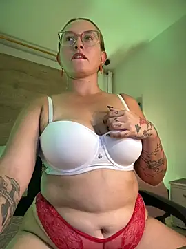 halaaa_1のライブXXXチャット