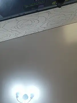 AvrilMillersn Live XXX chat