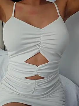 _MissCarla23_'s Live XXX Chat