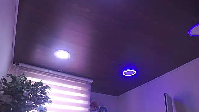 XXX chat uživo modela Rebecah_1