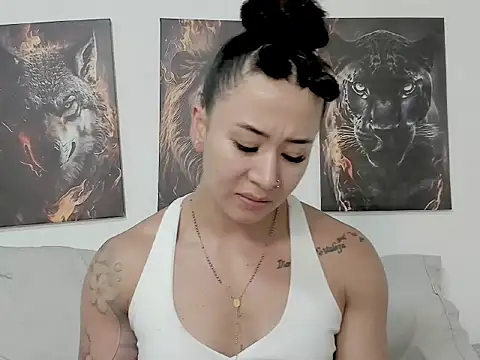 XXX chat uživo modela AngelMartinss