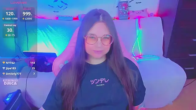 Lolisuccub élő XXX-chatje