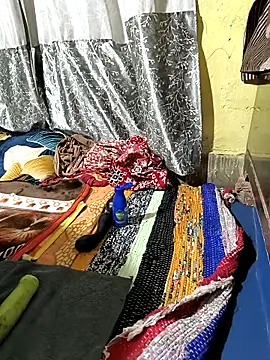 Hotty-Rani-Bhabi élő XXX-chatje