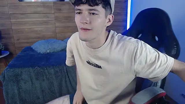 trevor_mobのウェブカメラショー