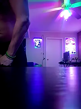 chronic_vibez Show in webcam