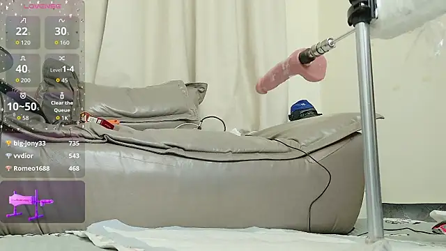 fox-yiyi 网络视讯表演