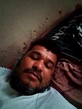 tarra122 Adlı Modelin Canlı XXX Sohbeti