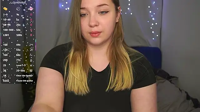 CuteSharloti Live XXX Chat