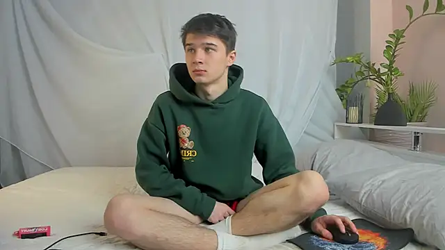 SherlockMax Chat XXX live