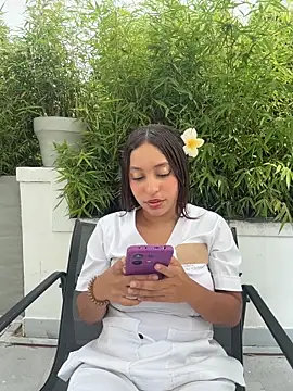 دردشة MiaCamille_ الجنسية المباشرة