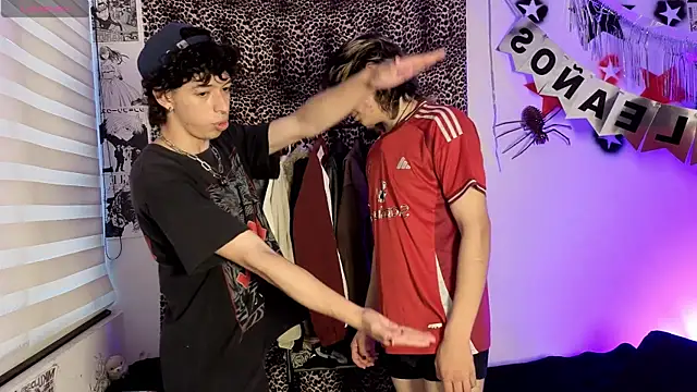 Noah_blackwood Show in webcam