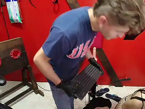 Justiin_and_brianna_BDSM Webcam show