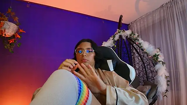 Emmapark_: онлайн-секс-чат