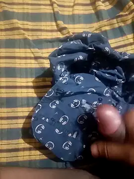 bobby3374 Show Webcam