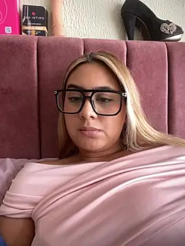 Chat XXX Live Miabonnett_