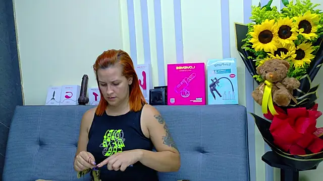 Britney_taylor_ Adlı Modelin Canlı XXX Sohbeti