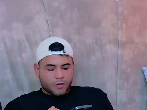 Show modela MyLord_20 na web-kameri