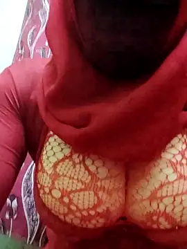 ElisyaHijabDoll 网络视讯表演